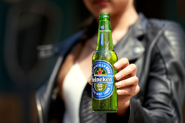 Heineken ビール広告 ディスプレイ（Heineken 取らせ 電飾