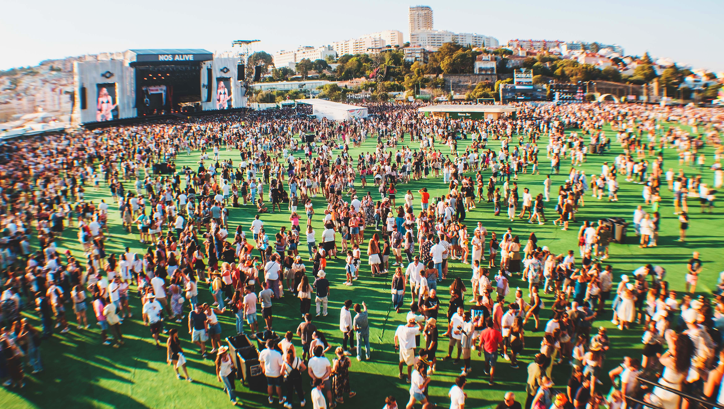 NOS ALIVE